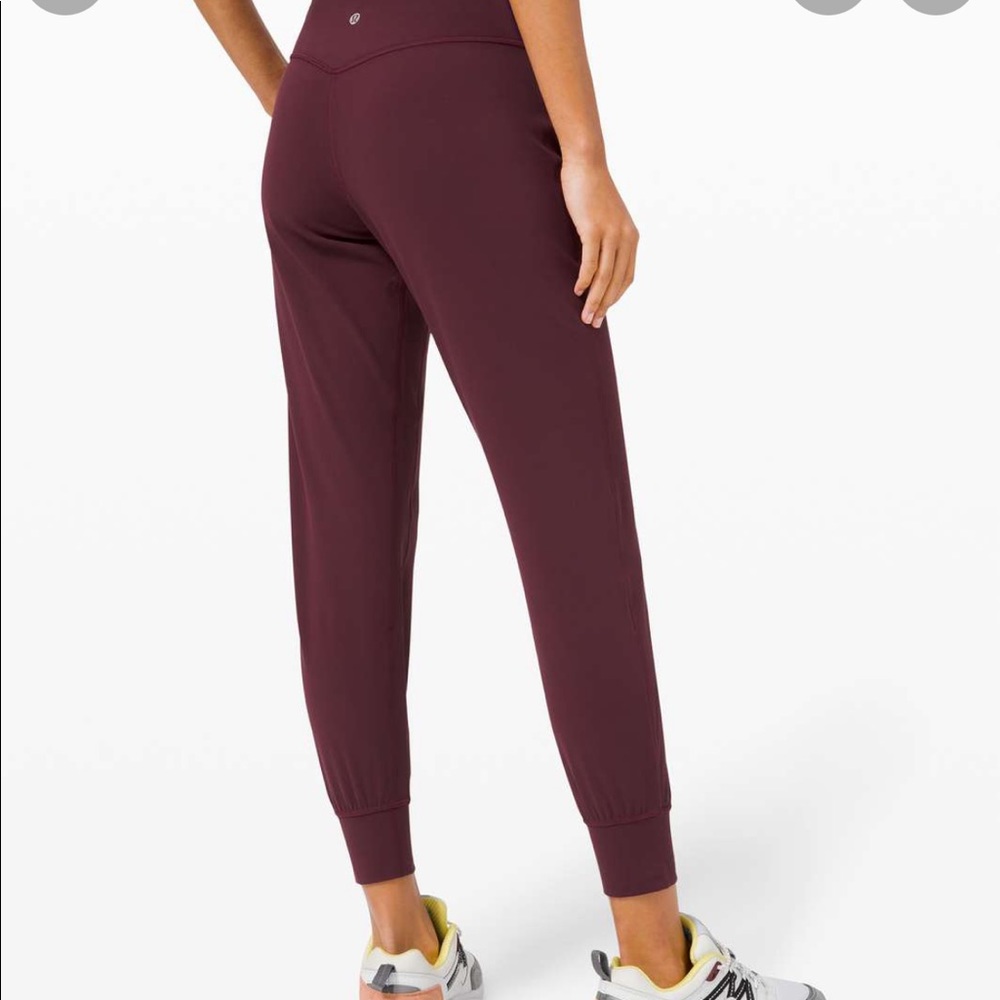 Lululemon align jogger 28inch inseam. Cassis. Size 2